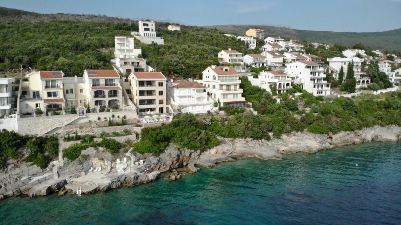 Vilena Apartmani Tivat Extérieur photo